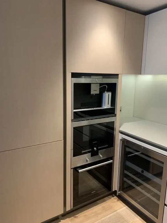 Stylish 2 Bed Flats Near US Embassy