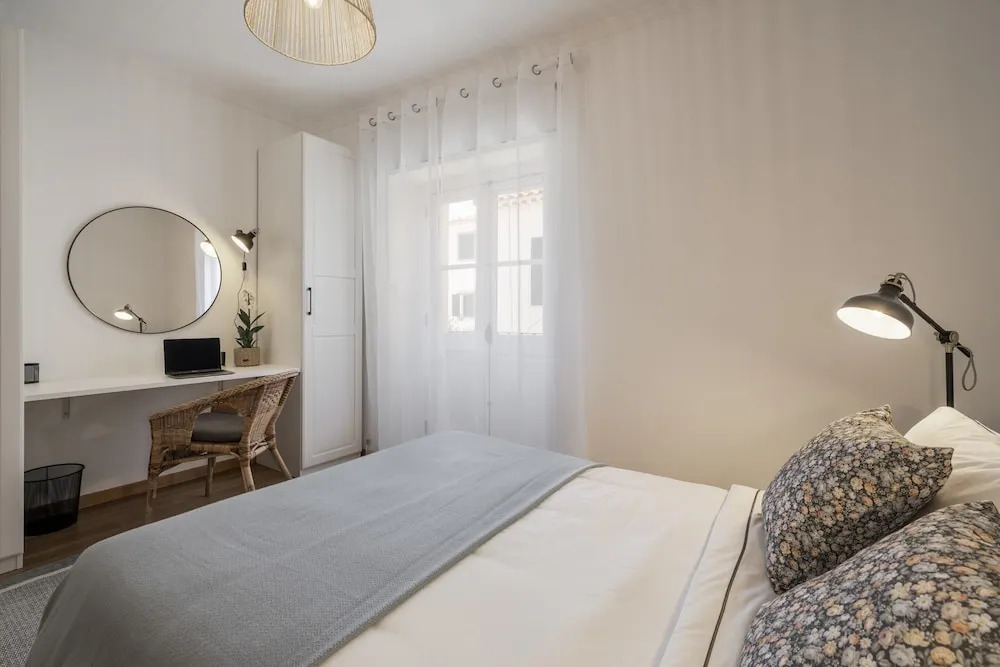 Zona Velha Apartments by An Island Apart