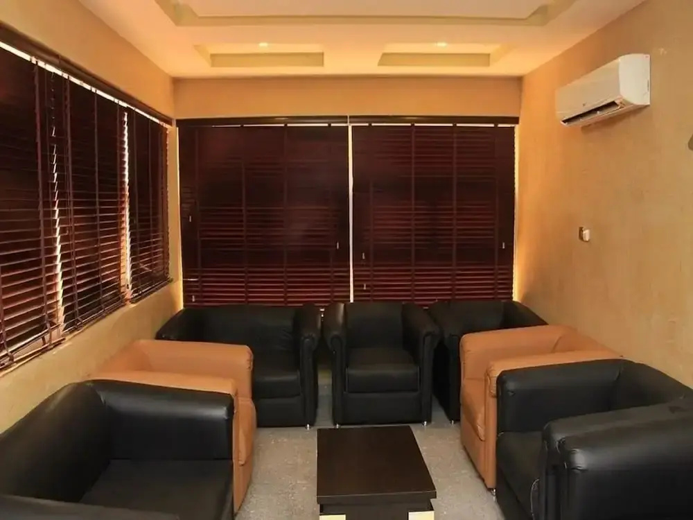 Soul Lounge & Suites