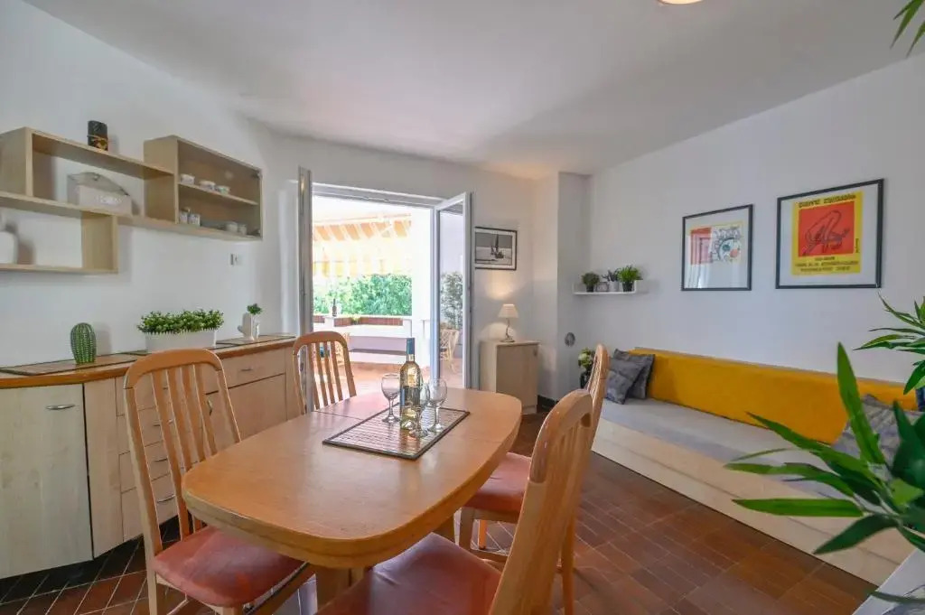Apartments Adela I