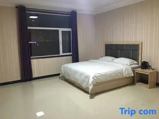 Yuzhong tucaizhu Business Hotel