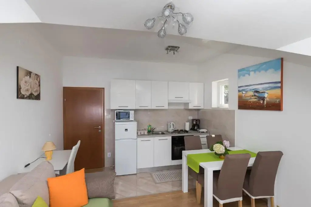 Apartments Lea