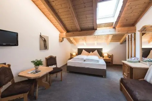 Hotel Alpenhof