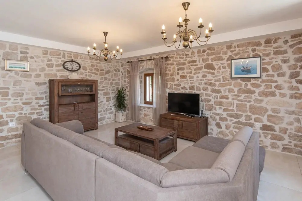 Villa Loviste Paradise