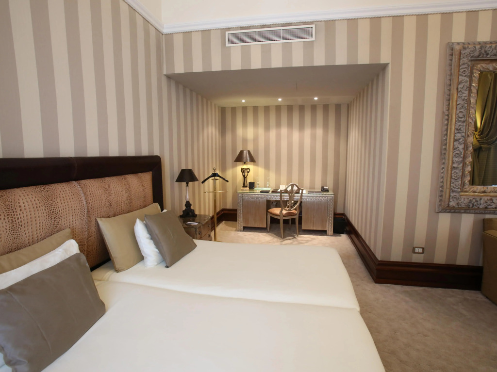 Anantara Palazzo Naiadi Rome Hotel - A Leading Hotel of the World