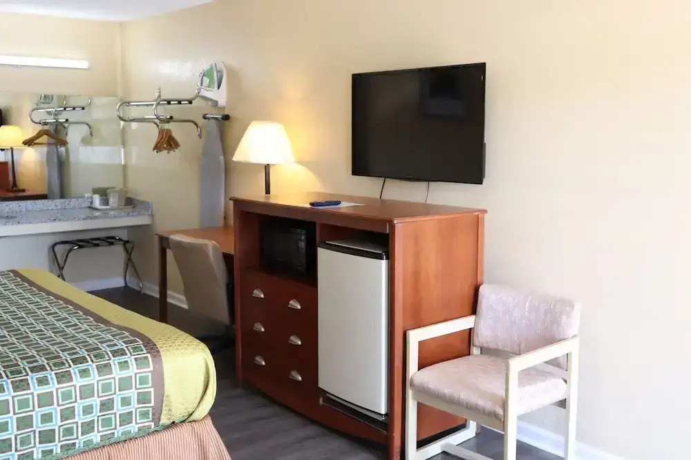Woodstream Inn