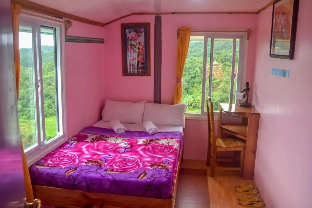 BANAUE EVERGREEN HOSTEL AND RESTAURANT