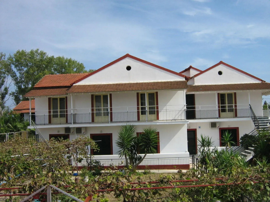 Cavo D Oro Complex