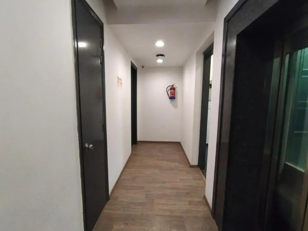 Saltstayz Select – Near Sohna Road City Center