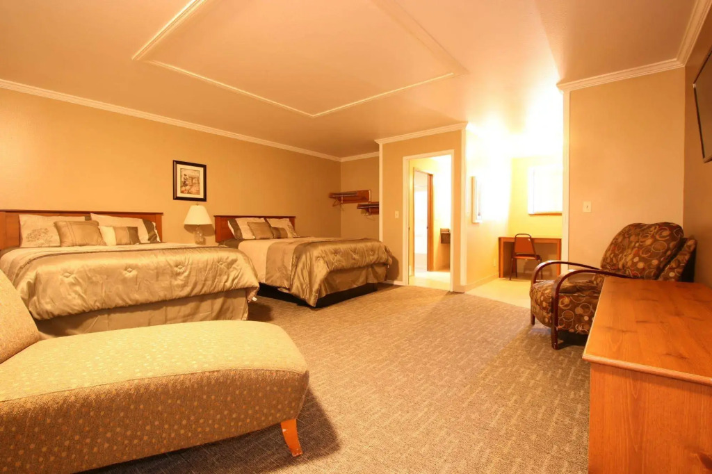 Welcome Everett Inn