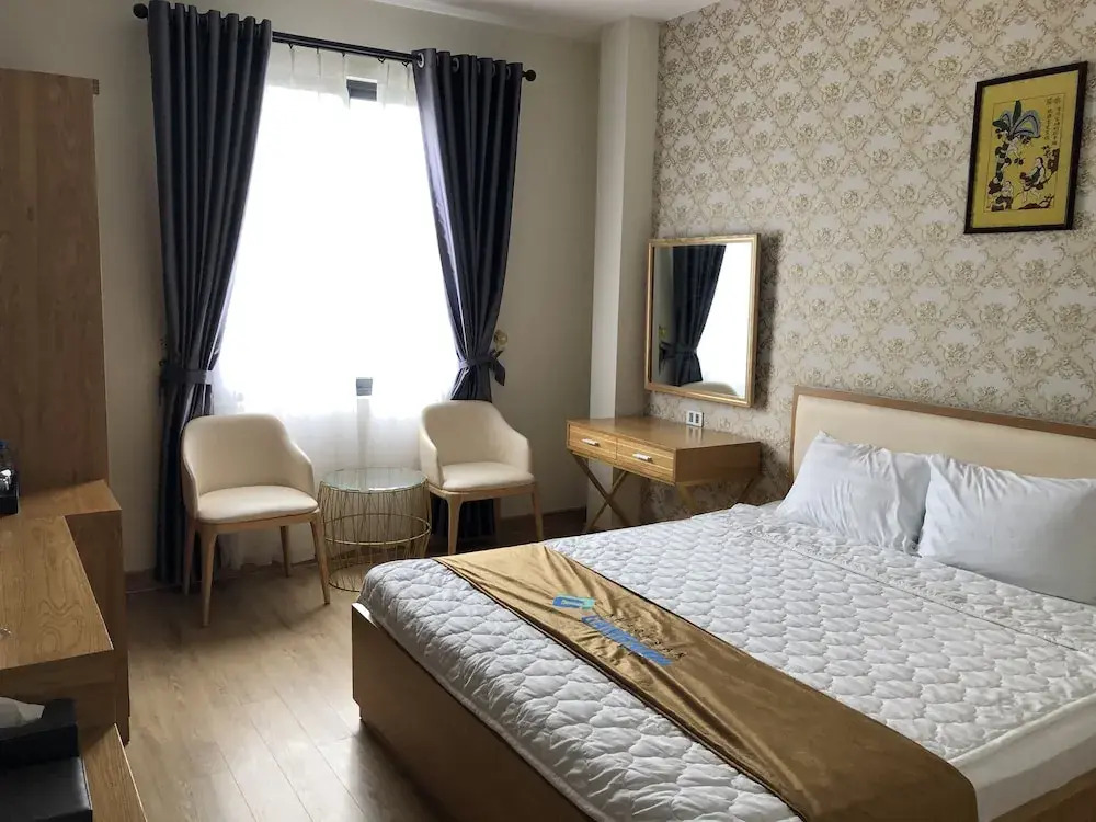 Oyo 697 Cam Ranh Hotel 2