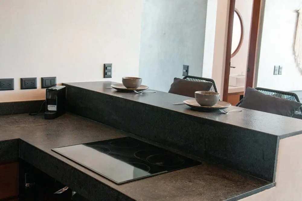 Boho-style Luxury Apartment La Veleta Balcony Rooftop Pool Lounge Area Nice Amenities