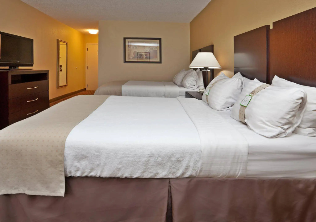 Holiday Inn Lumberton by IHG