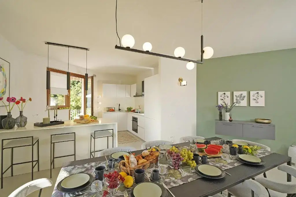 Villa Gelso park and private pool, lake view, ac