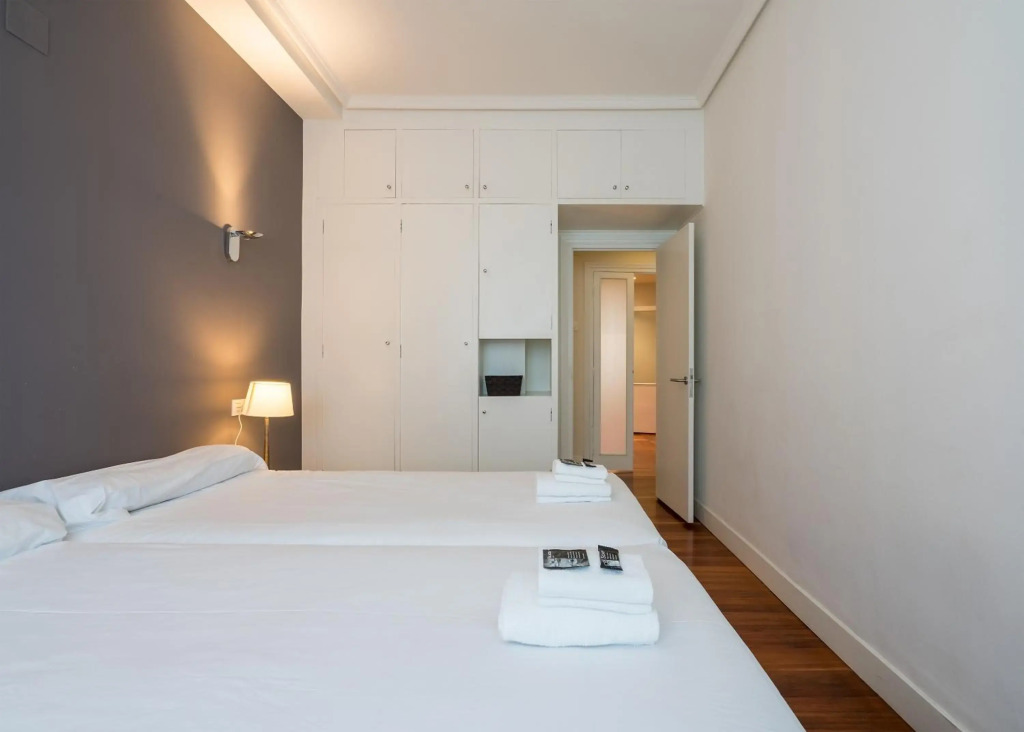 Ibarrola Apartment by People Rentals