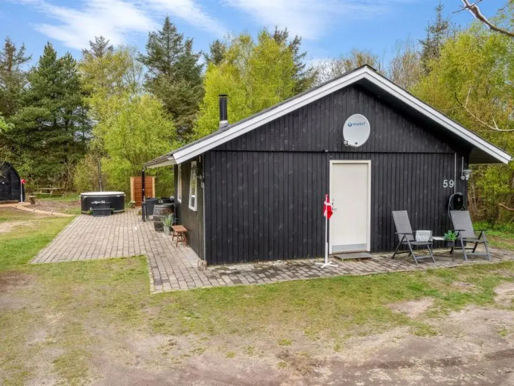 "Vasilij" - 2km from the sea in Western Jutland