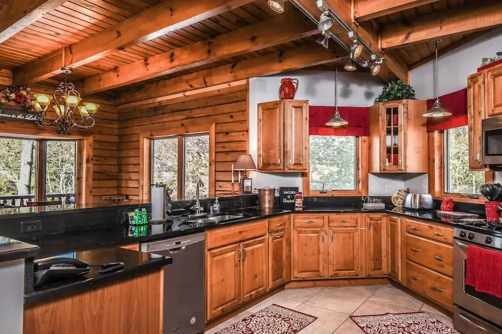 Pinnacle Retreat 5 Bedroom House