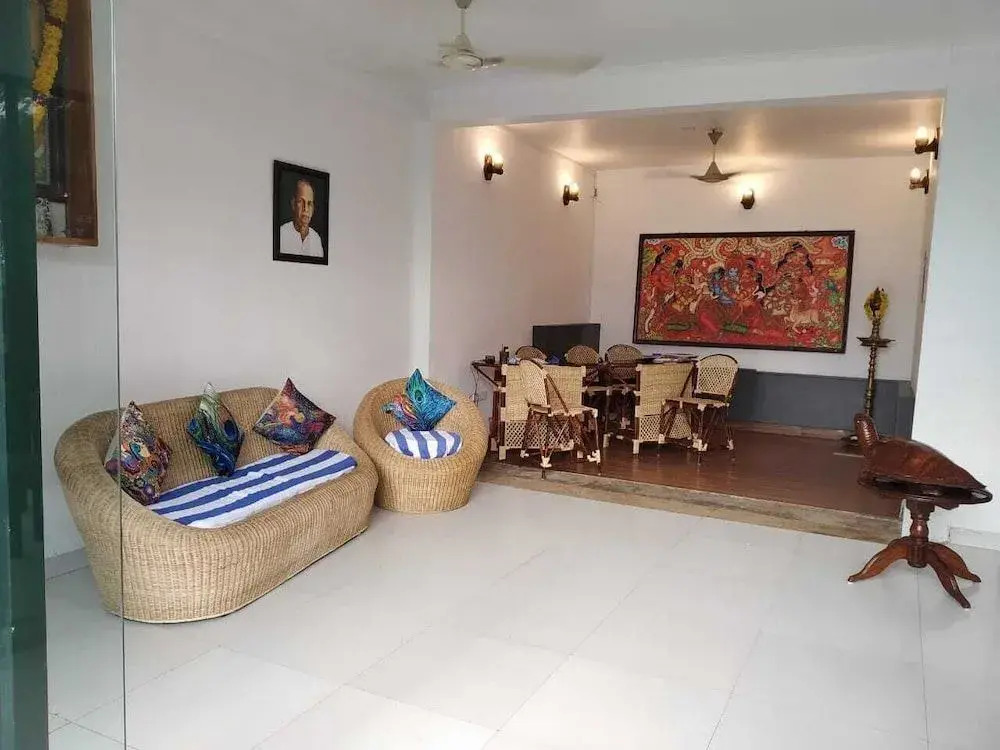 Newton Neelakanta Boutique – Kovalam
