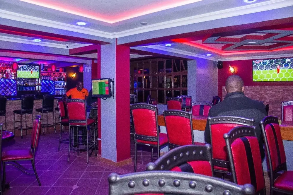 Hotel Enkeleshe