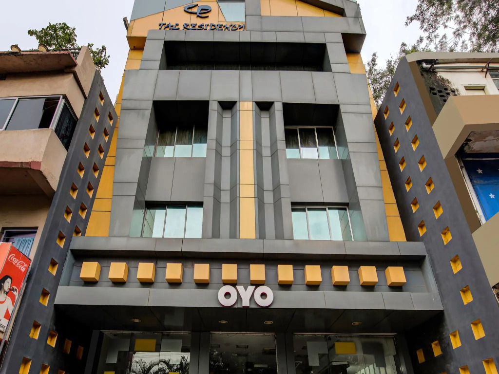 OYO 3512 Hotel Crystal Residency