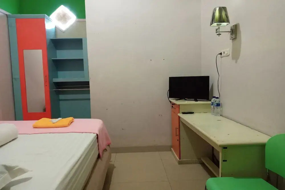 Hotel O Kost Nian Syariah Near SPBU Pertamina 74.91657 Mattirotasi Sidrap