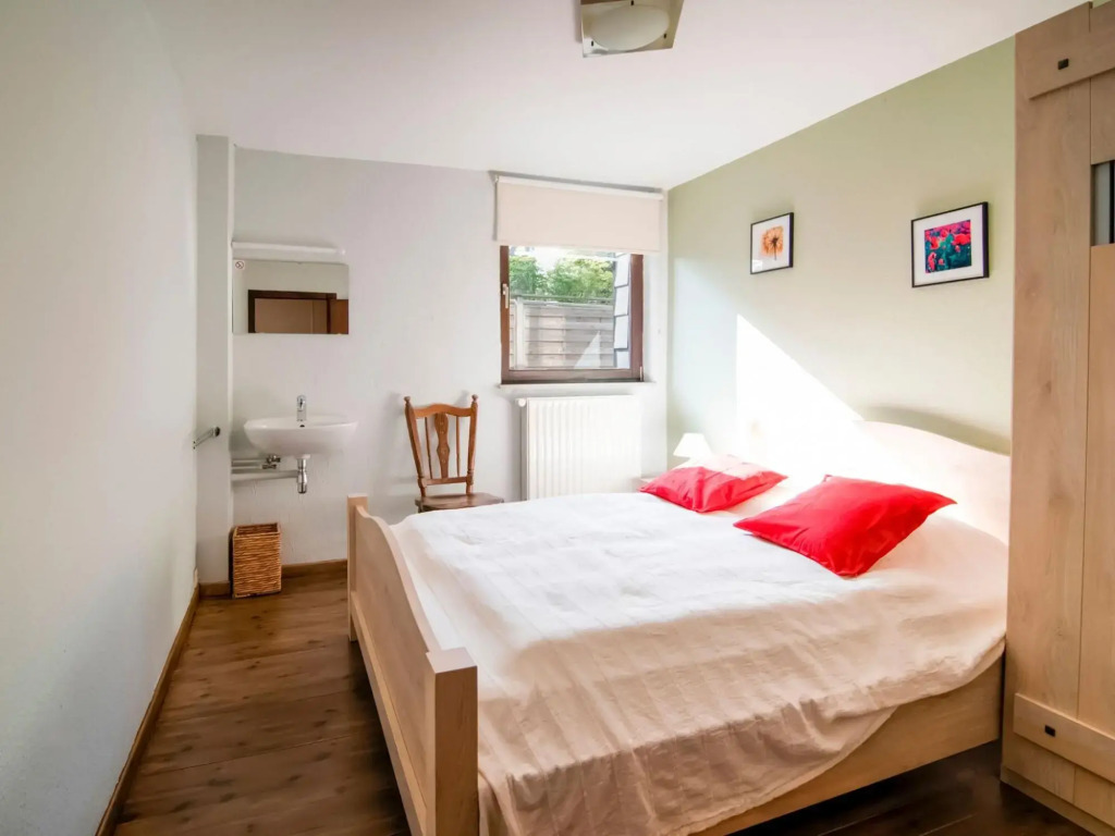 Holiday home near Malmedy with sauna and bubble bath