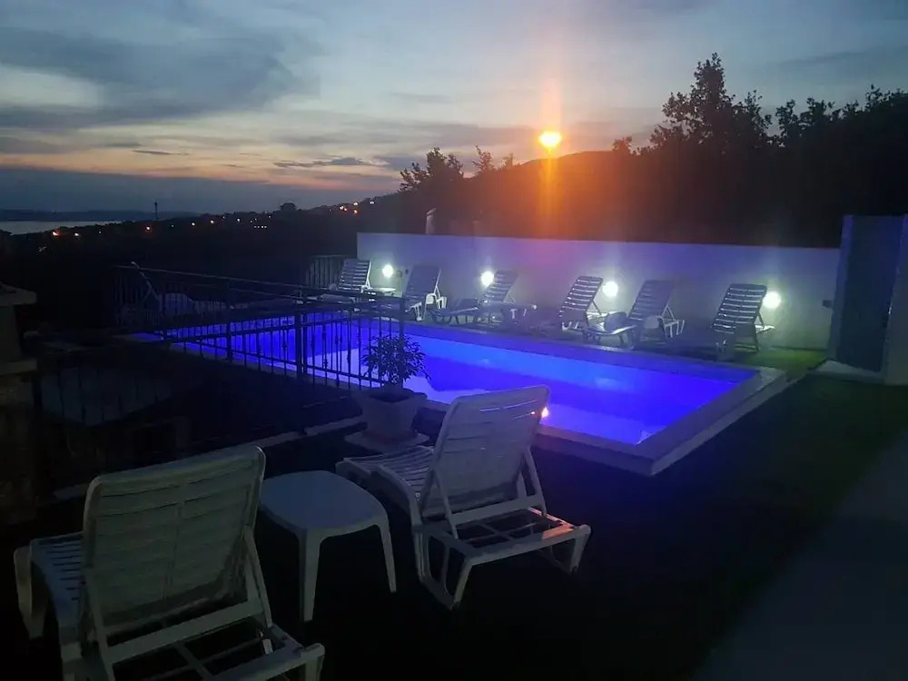 Apartments Baretić