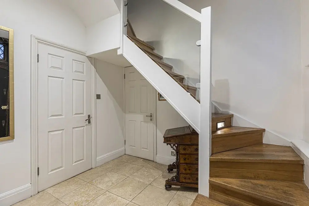 Elegant 4br House in Kensington