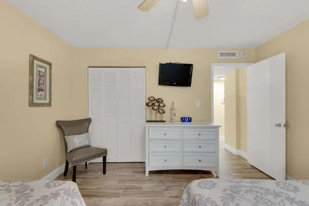 Regency Towers 3 Bedroom Apartment