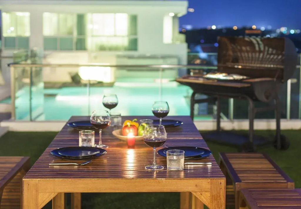The WIDE Condotel - Phuket