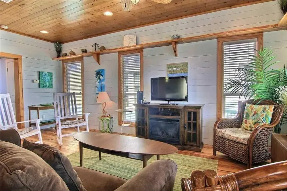 Beach View 54 4 Bedrooms 3.5 Bathrooms Home