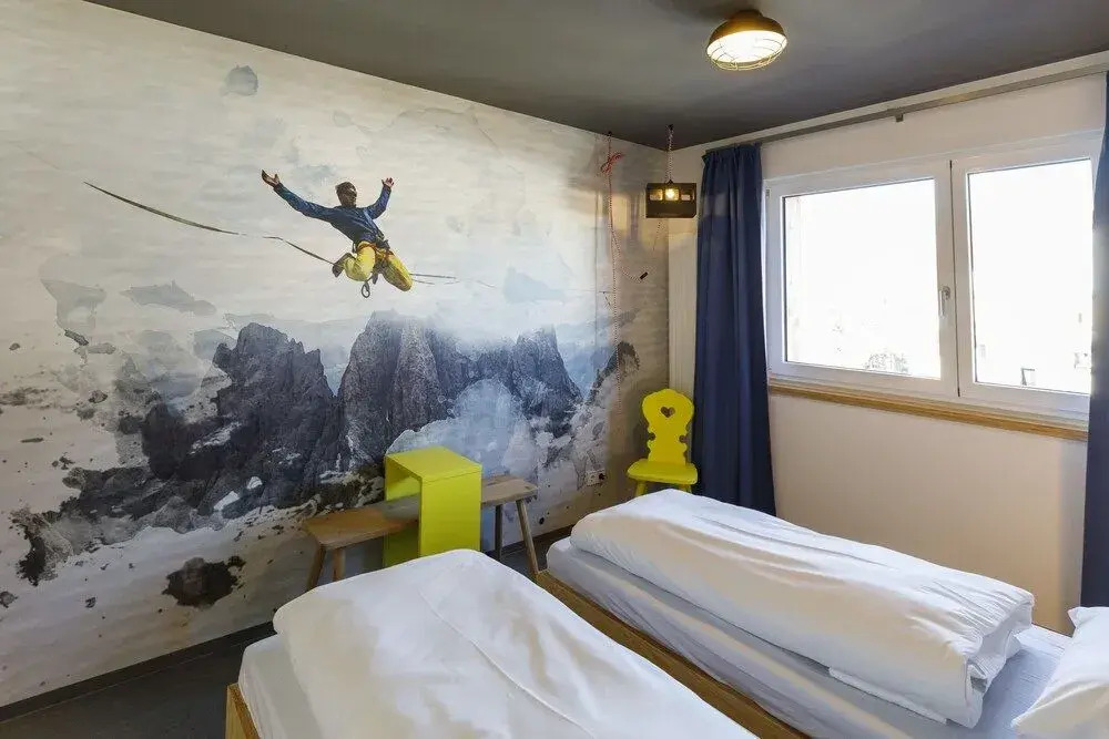 DJH moun10 Jugendherberge - Youth Hostel - membership required