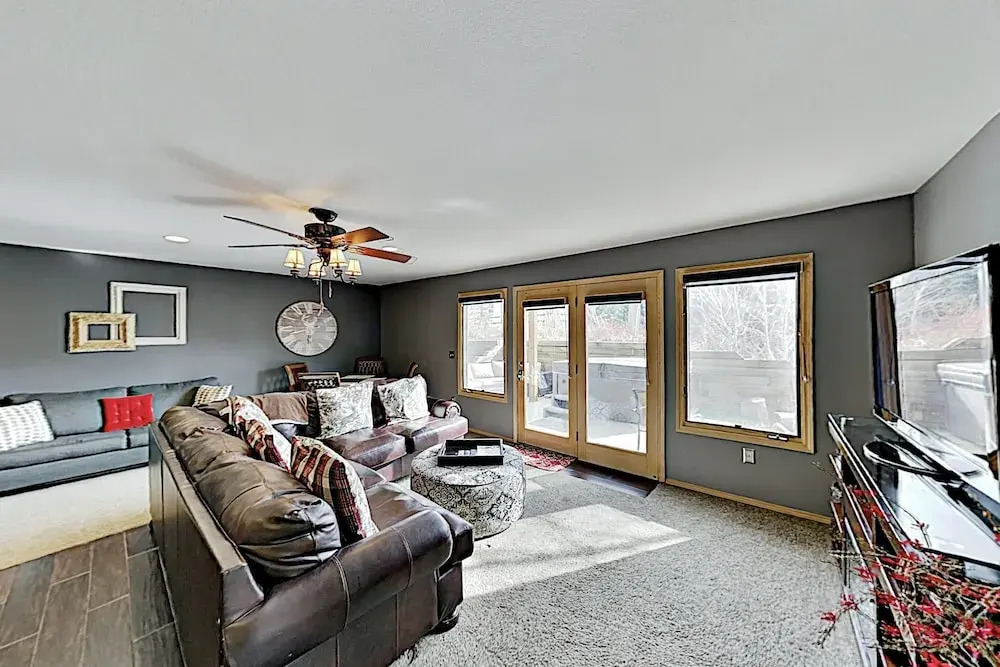 14B Larson Lane Home