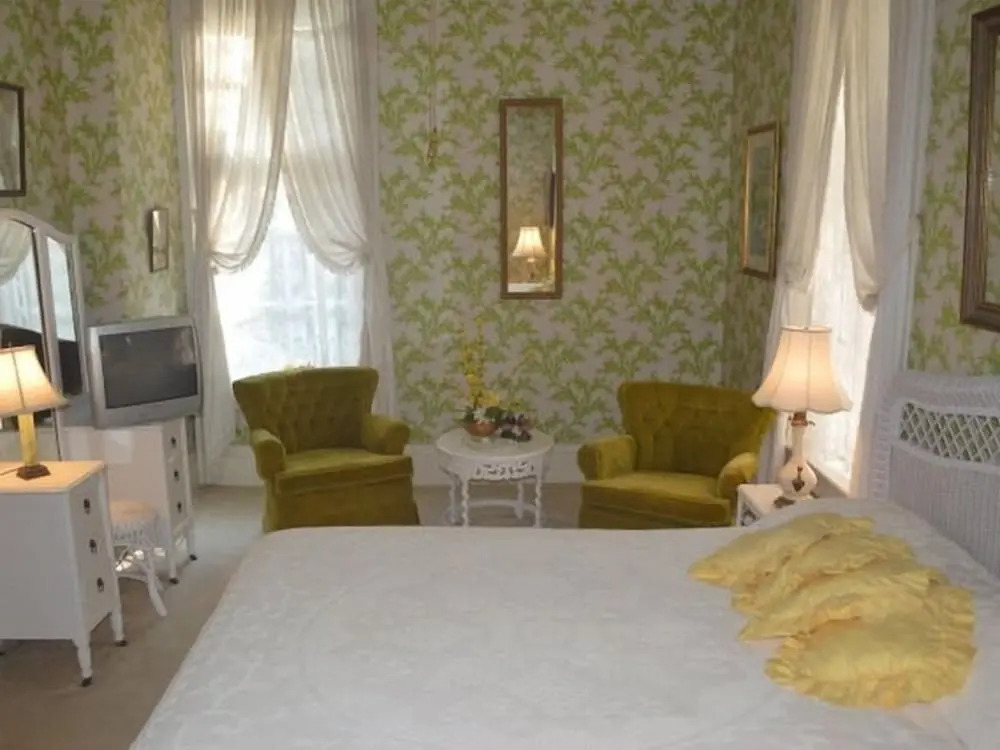 Franklin Terrace Bed and Breakfast
