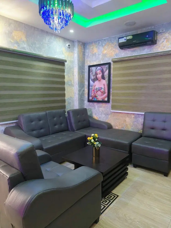 J Blitz International Hotel