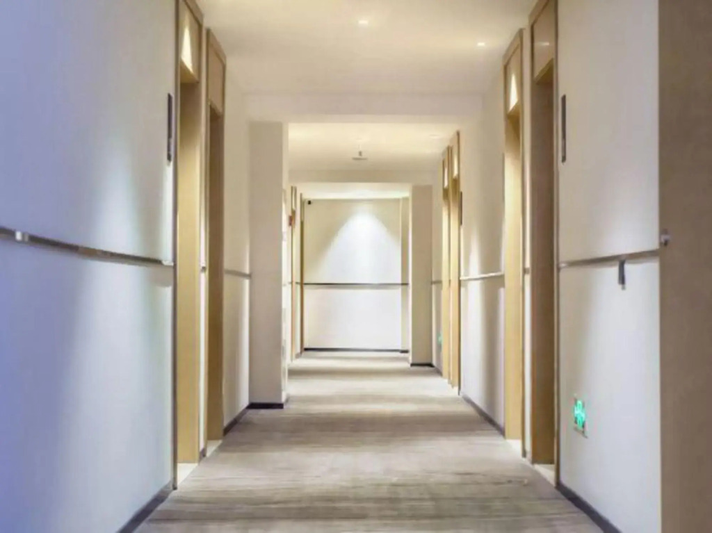 City Comfort Inn Hotel (Chongqing Fuling North Station Taiyi Avenue)