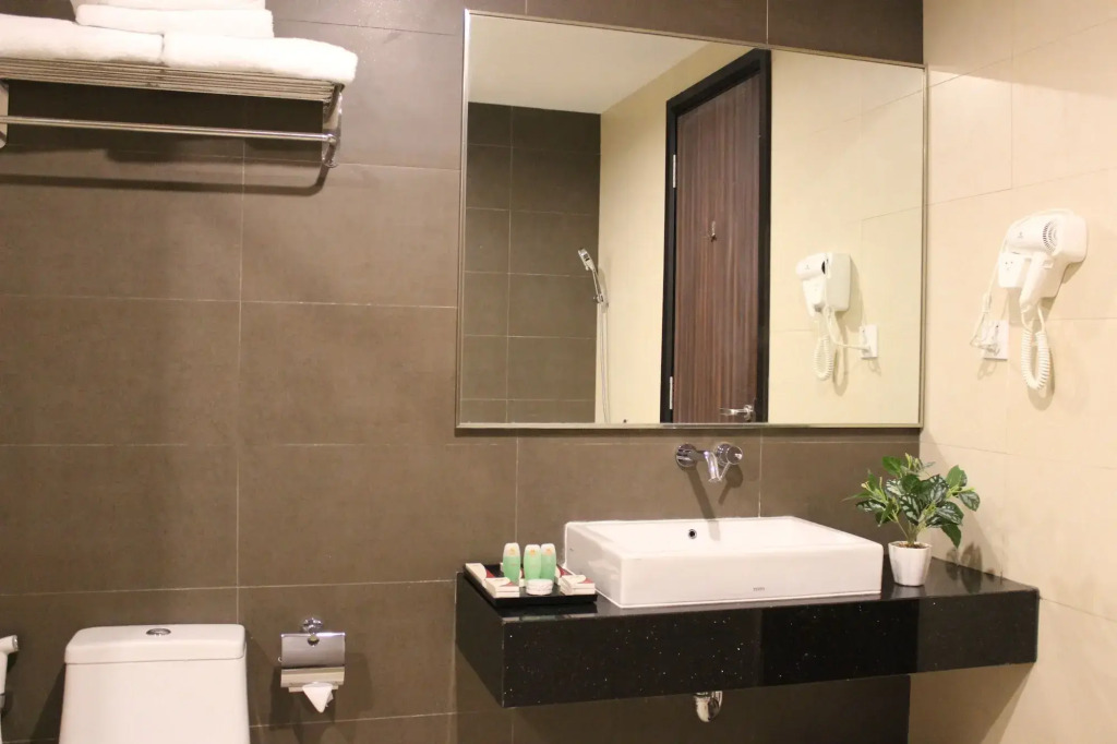M One Hotel