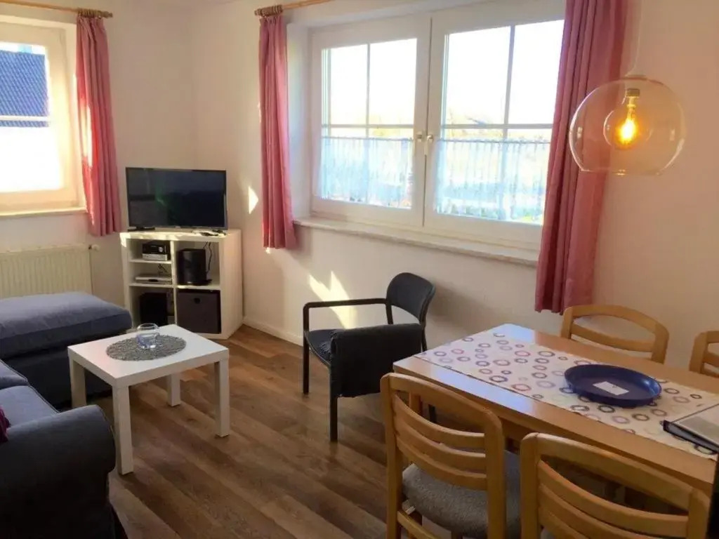 Ferienwohnung 6, OG, Hof zur Sonnenseite Fehmarn