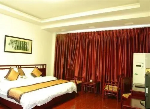 Yifeicui Villa Hotel - Tengchong