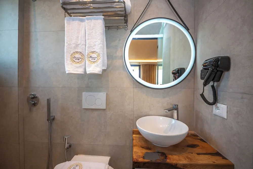 Emara Boutique Hotel