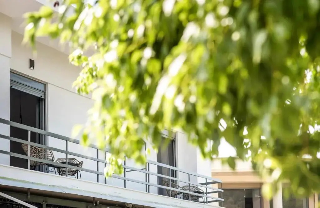 Eleusis Suites Β