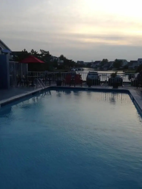 Fenwick Islander Motel