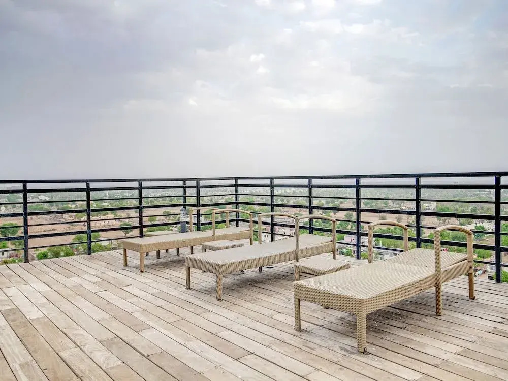 Oyo 43979 Hotel Urbanite