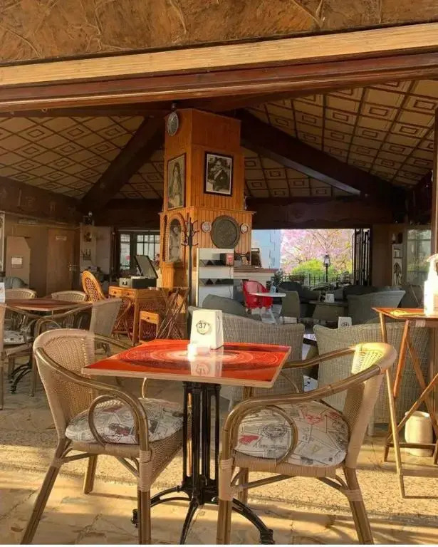 Stunning 2 plus 1 apartment for rent in ABELIA RESIDENCE at Bogaz with beautiful sea and mountains views
