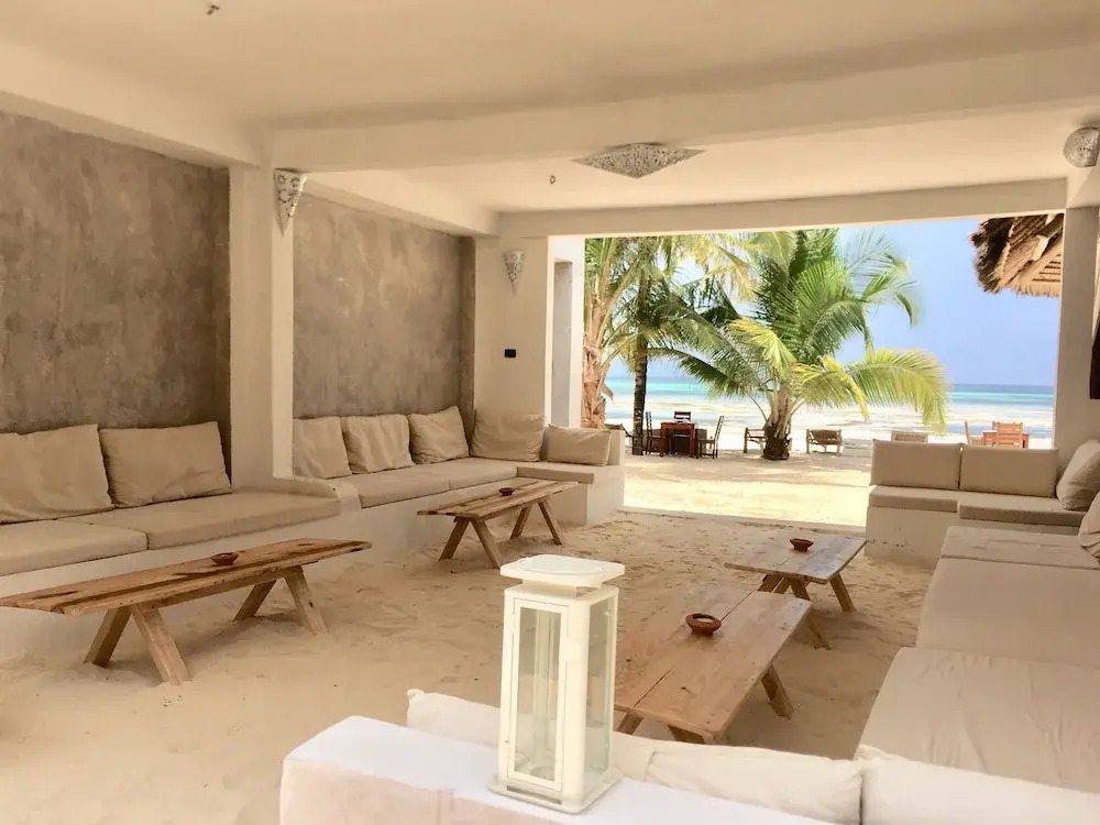 White Dream Lodge & Restaurant