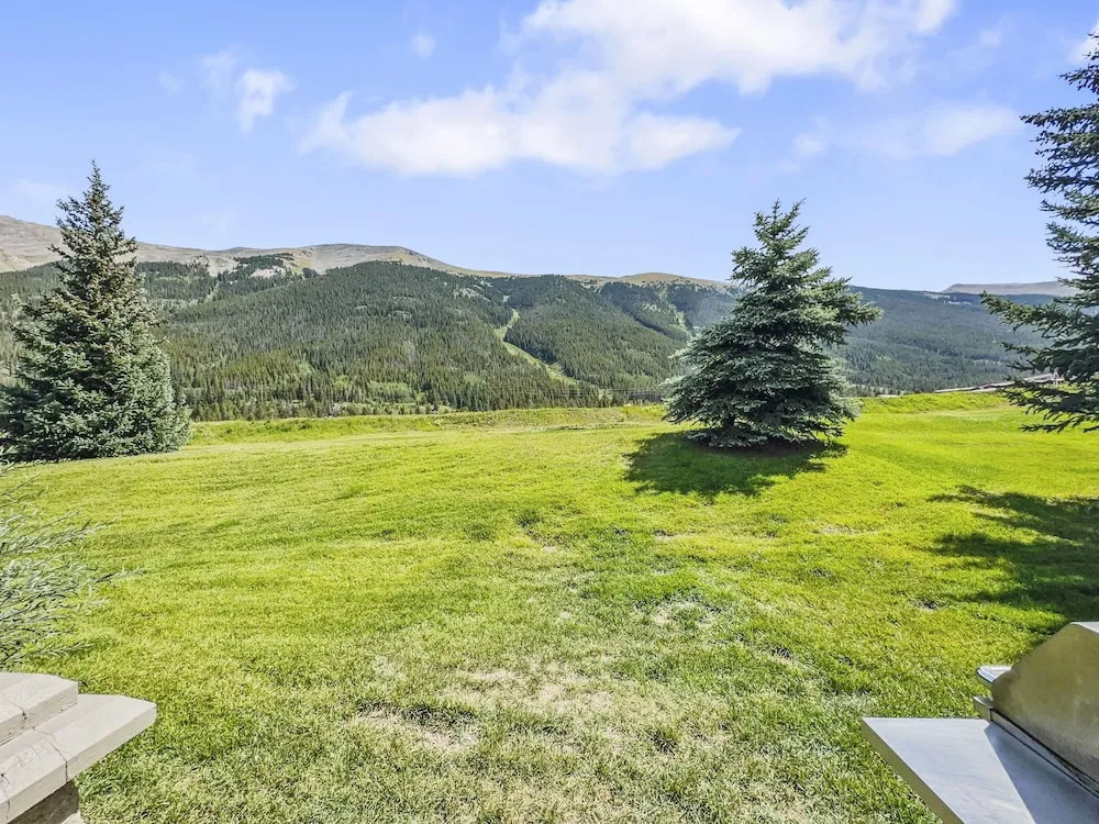 Private Dog Friendly Home Boasts Incredible Views - WD25 by RedAwning
