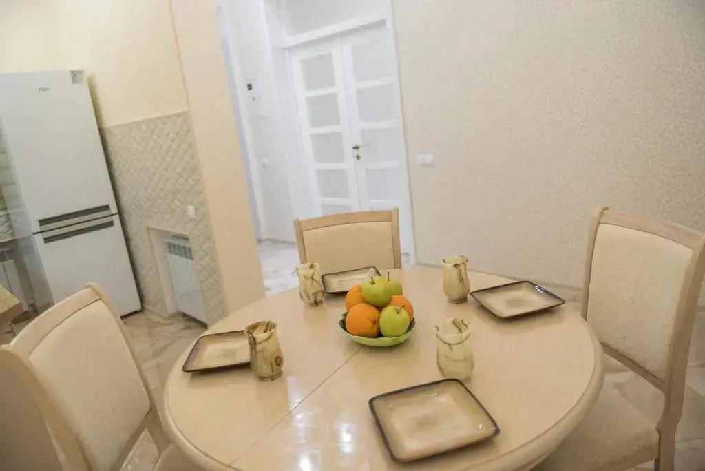 Vip Apartment na Derebasovskoi
