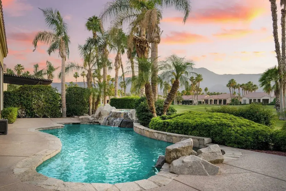 Spacious 5BR Desert Oasis: Pool, Hot Tub, & Fire Pit PGA West Golf Course