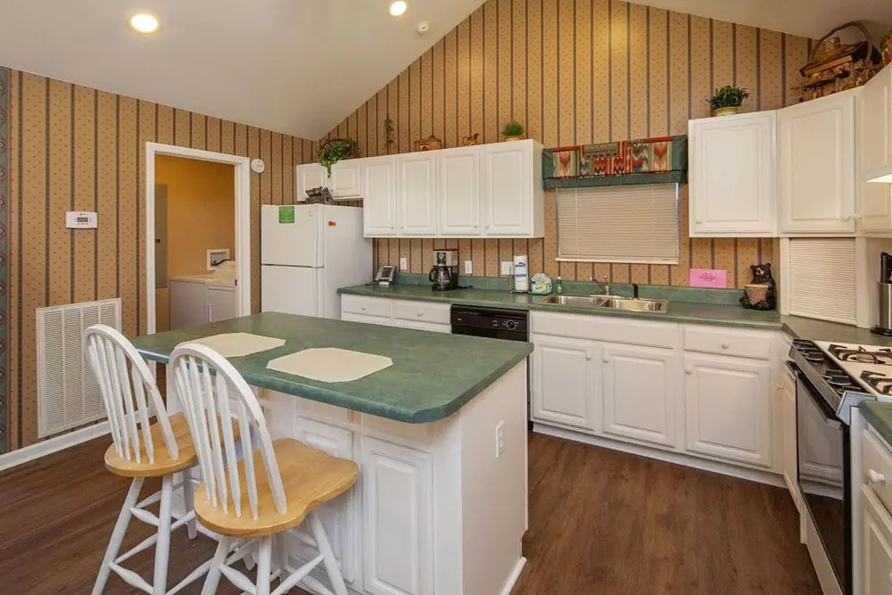 Our Tennessee Mountain Home - Great Location! Close To All The Action! cabin