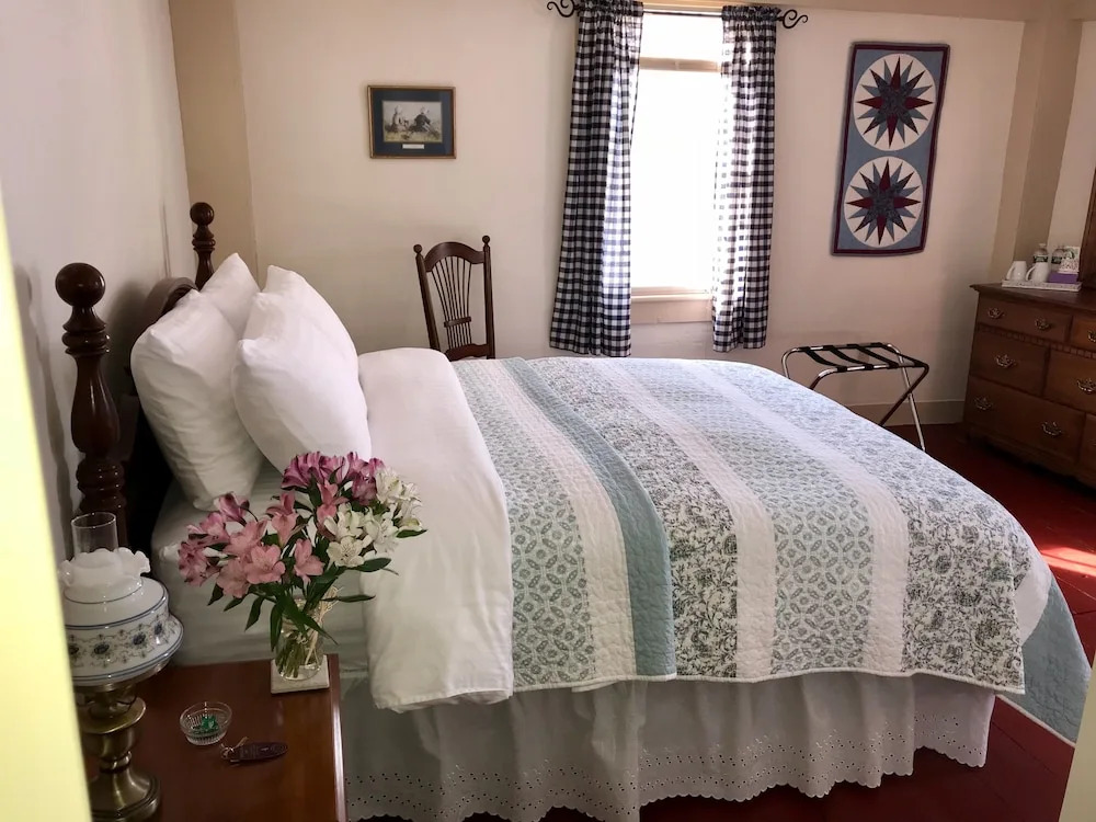 Spring Hill Inn